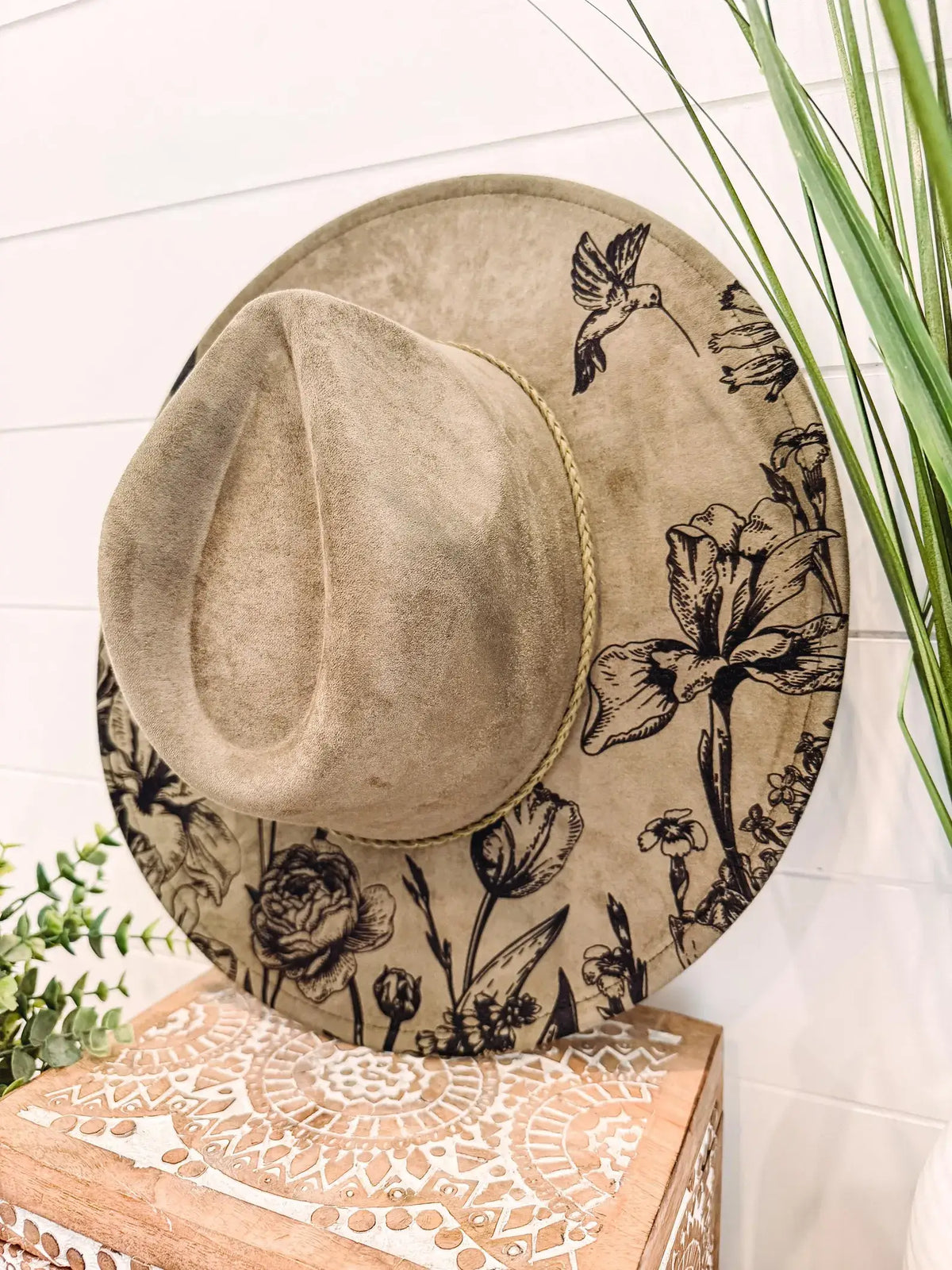 Engraved Floral Hat