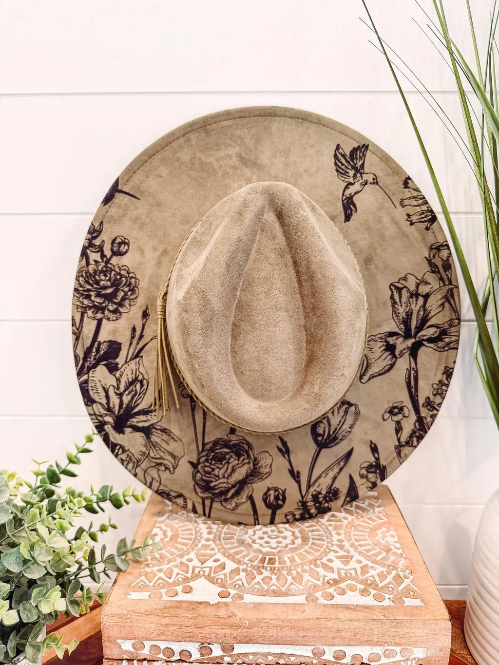 Engraved Floral Hat